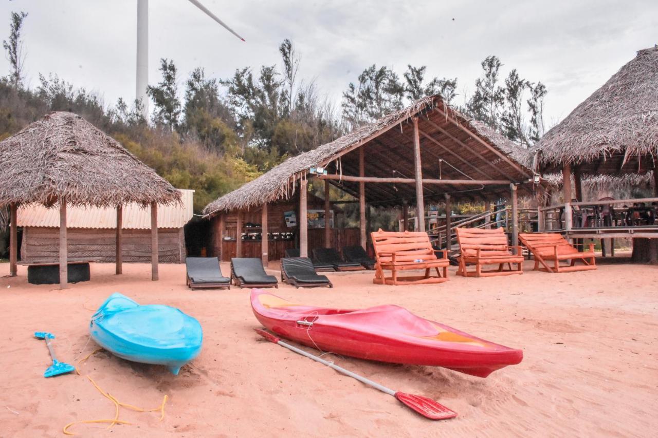 Omeesha Beach Hotel Kalpitiya Εξωτερικό φωτογραφία