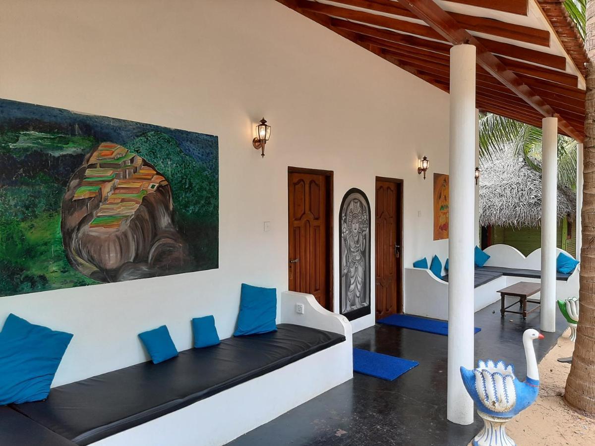 Omeesha Beach Hotel Kalpitiya Εξωτερικό φωτογραφία